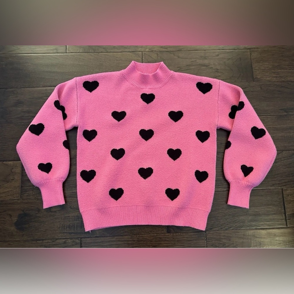 C+D+M Pink/Black Heart Sweater Size Small EUC - Picture 1 of 4